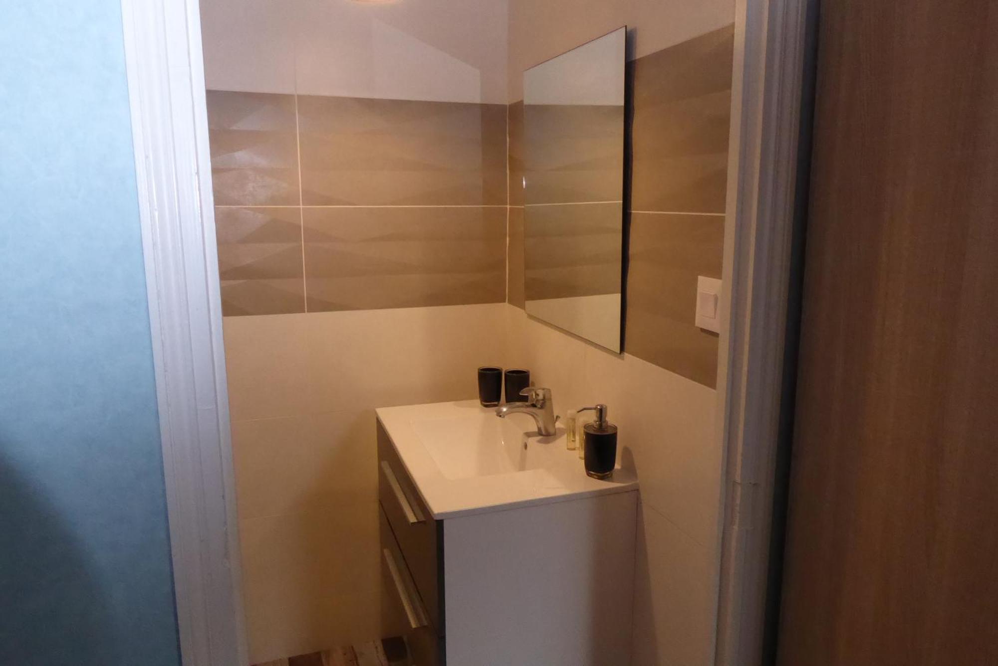 La Dragee Hote, Chambres Chez L'Habitant 베르됭쉬르뫼즈 객실 사진